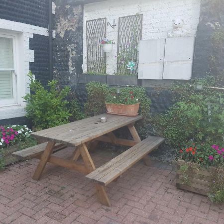 The Yard Brighton Hotel ภายนอก รูปภาพ