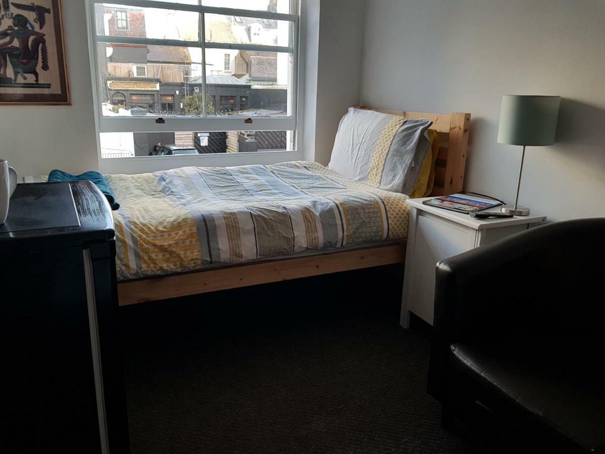 The Yard Brighton Hotel ภายนอก รูปภาพ